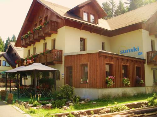 Code promo Booking.com Harrachov République tchèque